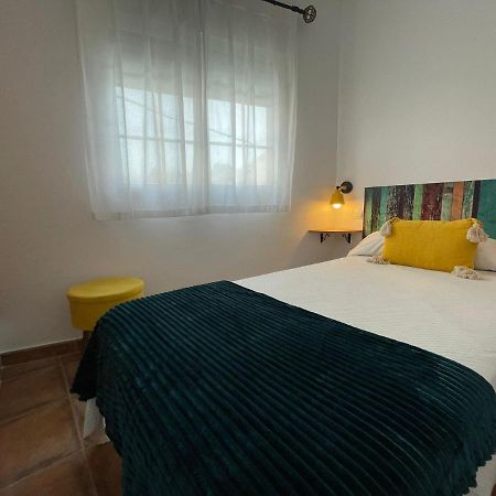 Suenos De Monfrague Guest House Torrejon el Rubio Bagian luar foto