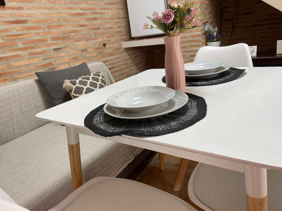 Suenos De Monfrague Guest House Torrejon el Rubio Bagian luar foto